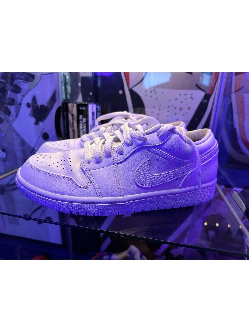 Nike Air Jordan 1 Low WHITE SIZE: WOMENS 8